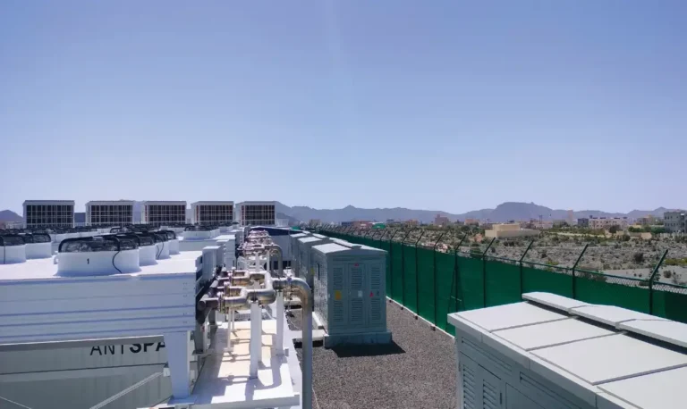 Rooftop cooling equipment at the Jabal Akhdar data centre