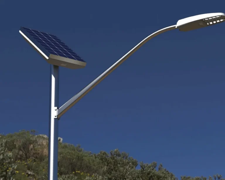 Solar street light with integrated panel